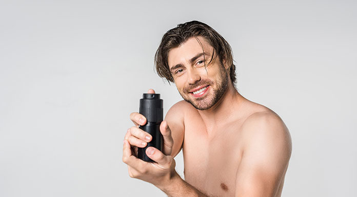 Perfumy zamiast antyperspirantu – czy można stosować je zamiennie?