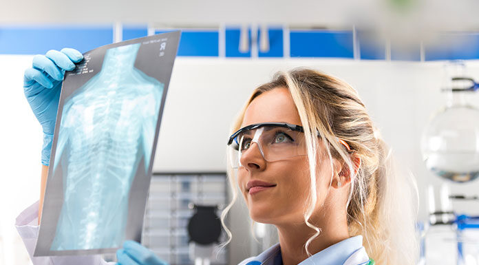 RTG stomatologiczne – badanie radiologiczne zębów i jamy ustnej RTG stomatologiczne – badanie radiologiczne zębów i jamy ustnej