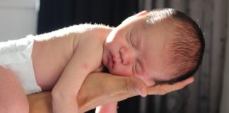 Jak naładować aparat słuchowy?