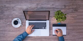 Jak stosować tabletki do osuszania aparatu słuchowego?